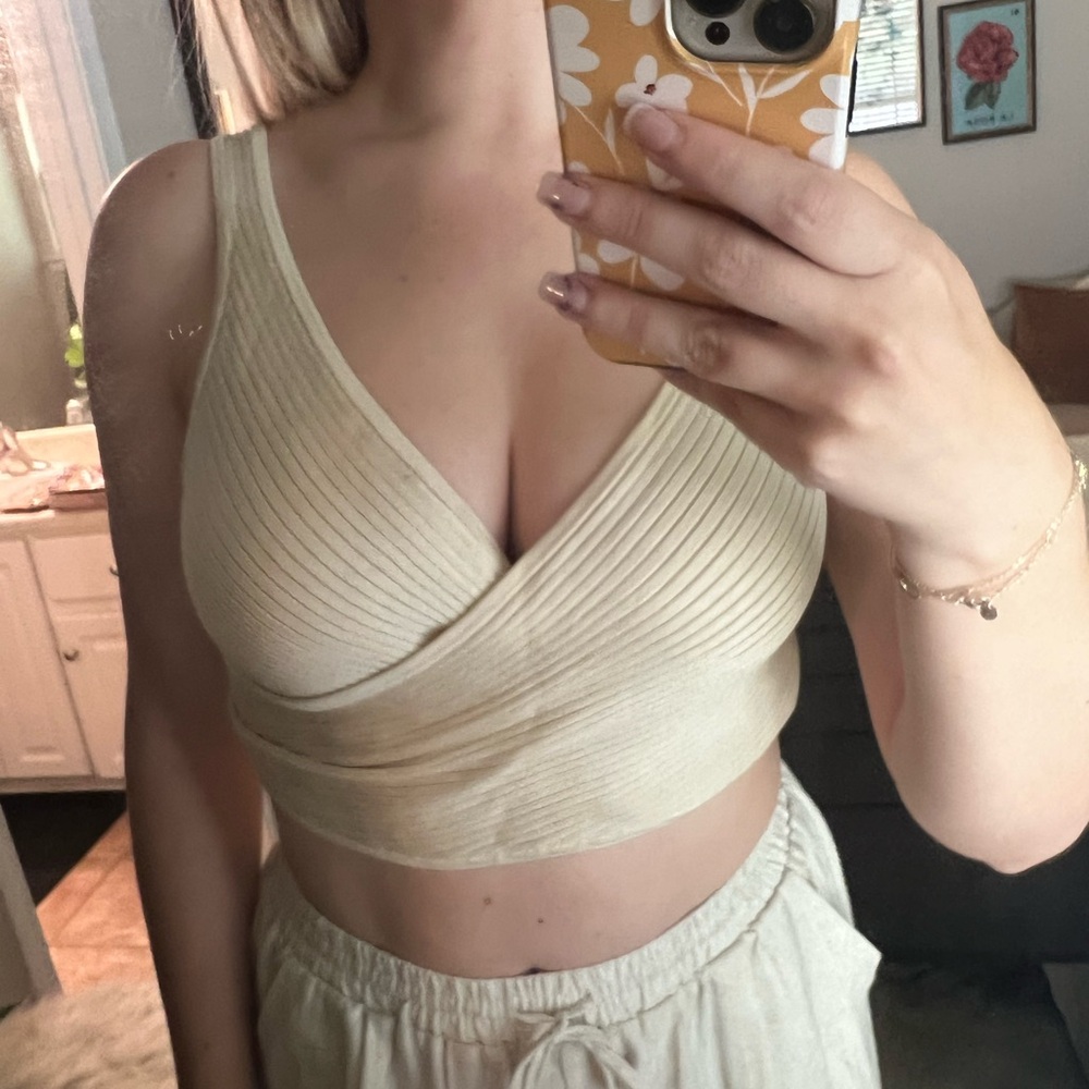 Significant Other Cream Ribbed Wrap Top - Picture 2 of 9